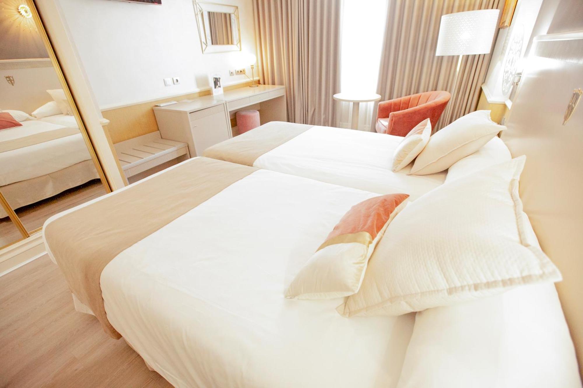 Hotel Alfonso VIII Soria Zewnętrze zdjęcie